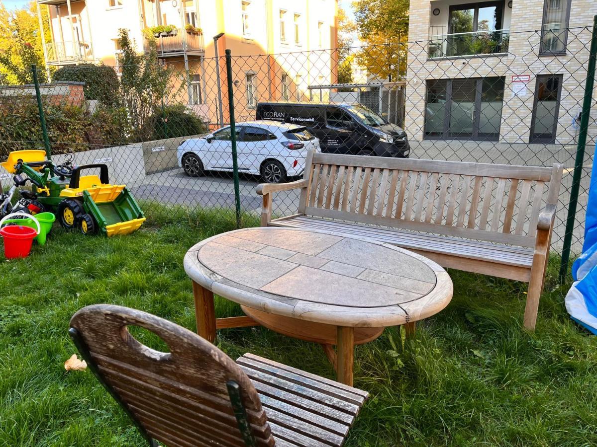 Gemutliche Oase - Tv, Beamer, Kuche Fur 4 Personen Apartment Dresden Exterior photo
